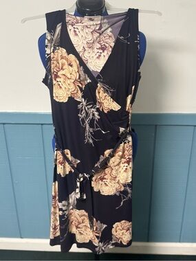 Gilli Black Sleeveless Wrap Dress with Cream Floral Pattern